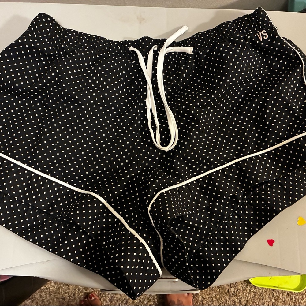 NWOT Victoria's Secret Sleep Black Shorts with White Dots🤍🖤 Size SMALL